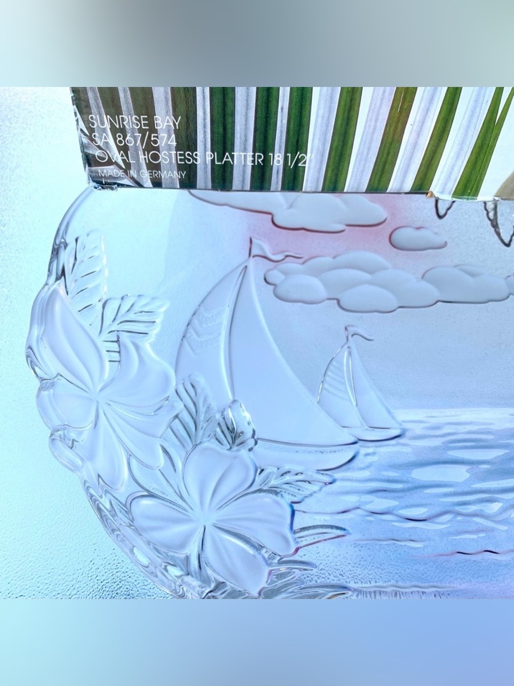 Mikasa 3D Sunrise Bay 18-1/2” Oval Sailboat Nautical Hostess Glass Platter - Picture 2 of 11